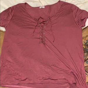 tee shirt with lace up